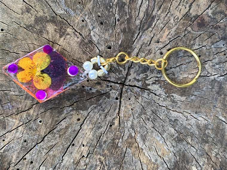 Porte-clé violet