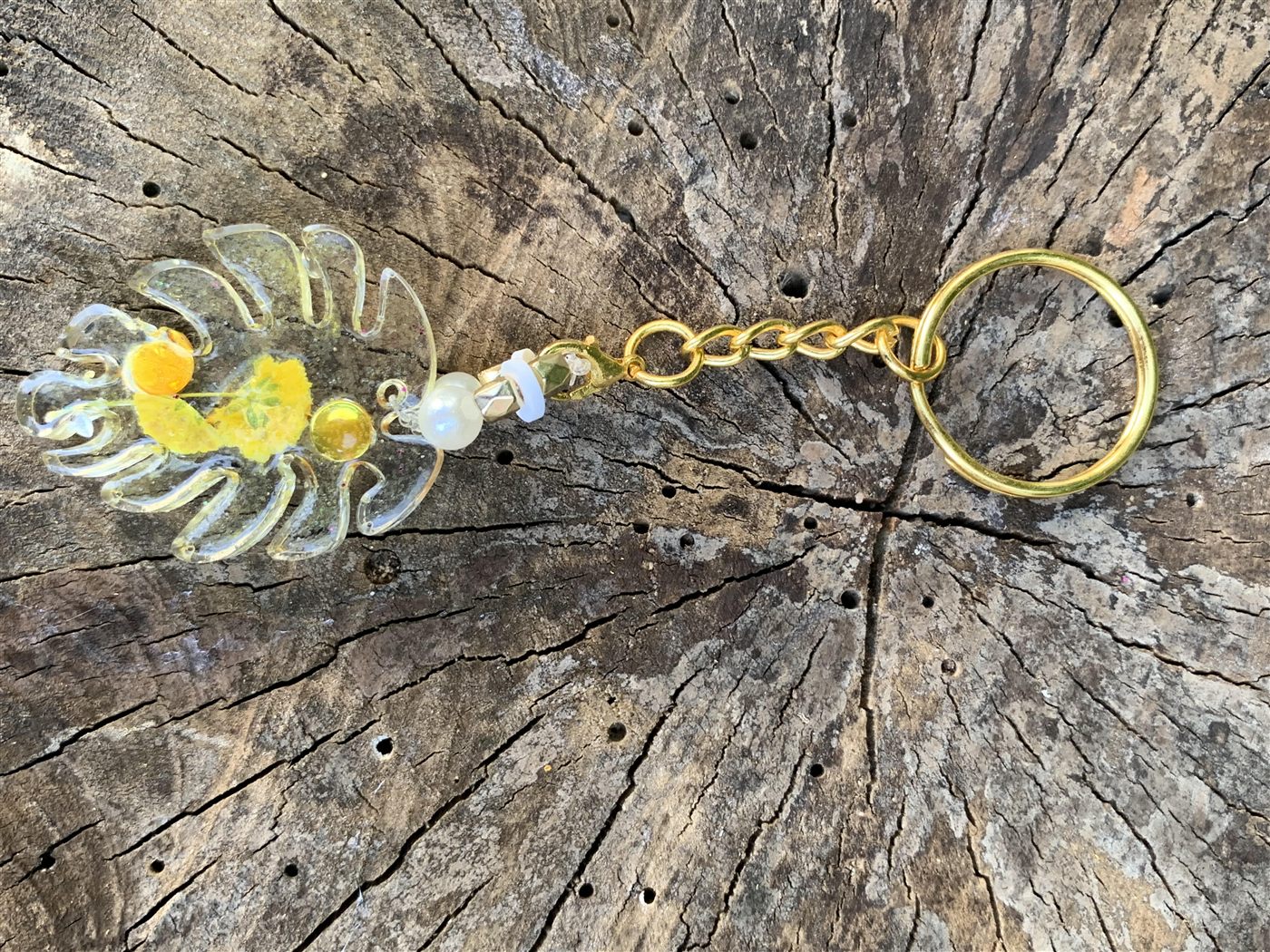 Porte-clé flamme jaune